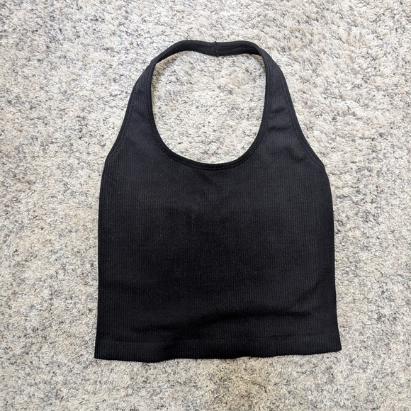 Vuori Simplicity Halter Ribbed Black - Picture 1 of 4